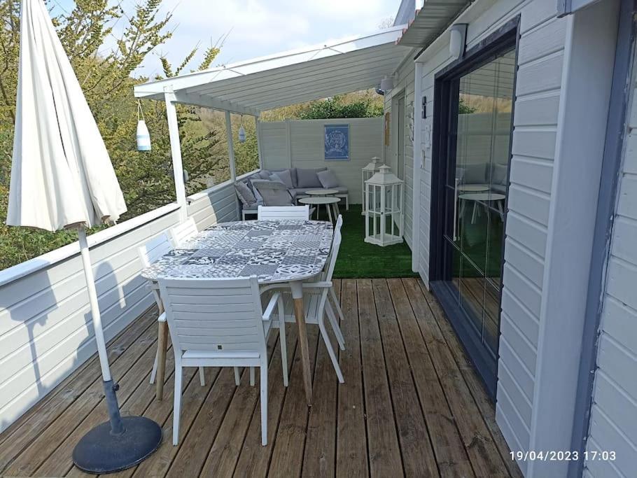 Lodge Avec Vue Sur La Riviere Lannion Exterior foto